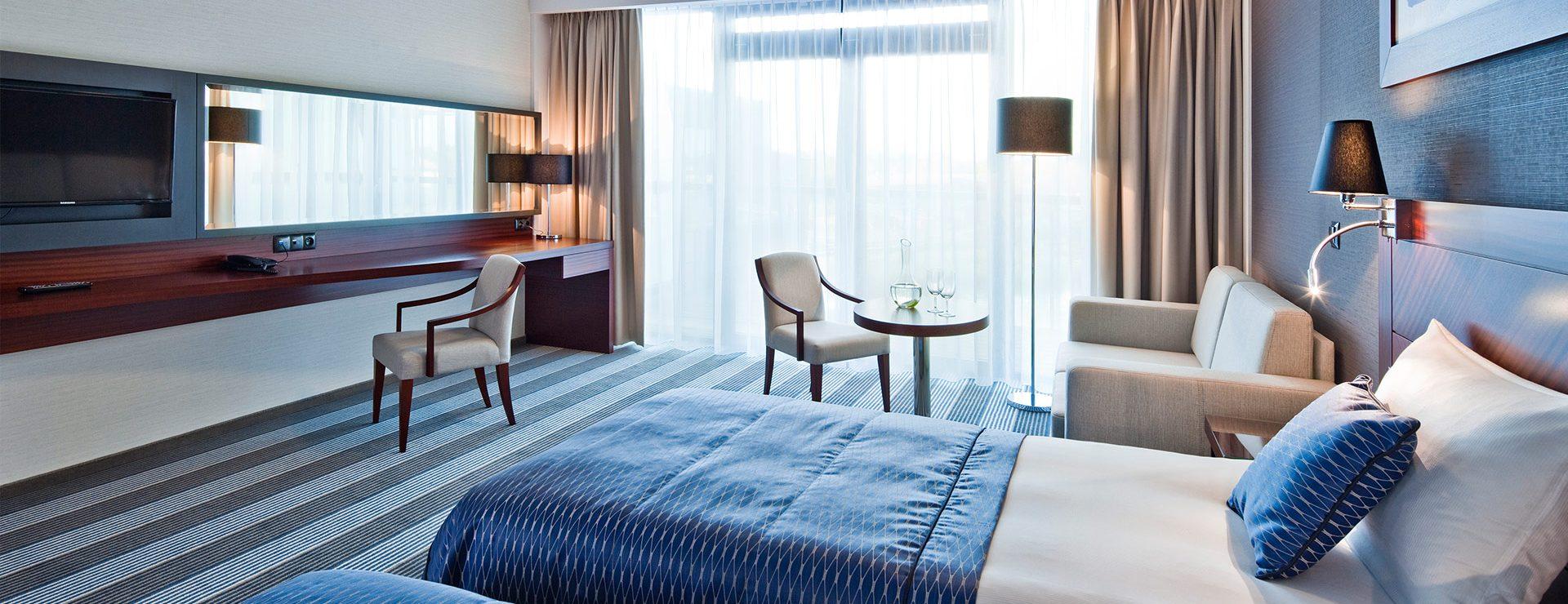 Hotel Mikolajki Leisure & Spa - Destigo Hotels Exterior foto A room at the Radisson Blu Hamburg