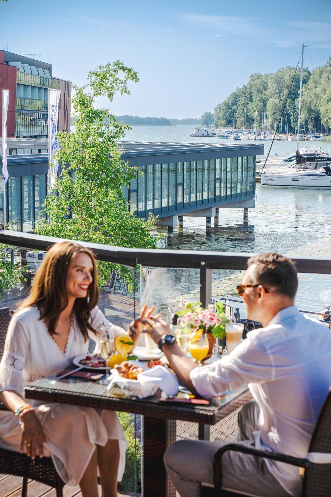Hotel Mikolajki Leisure & Spa - Destigo Hotels Exterior foto The River Café